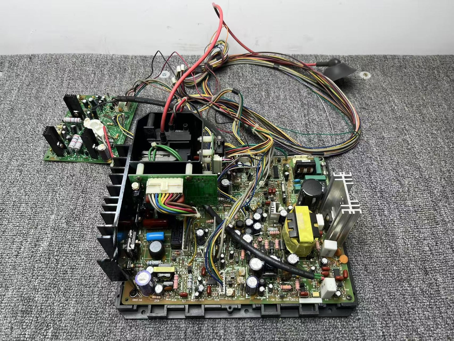 Wei Ya CRT Chassis C3129DF Arcade Game Cabinet Machine Part Tested Working