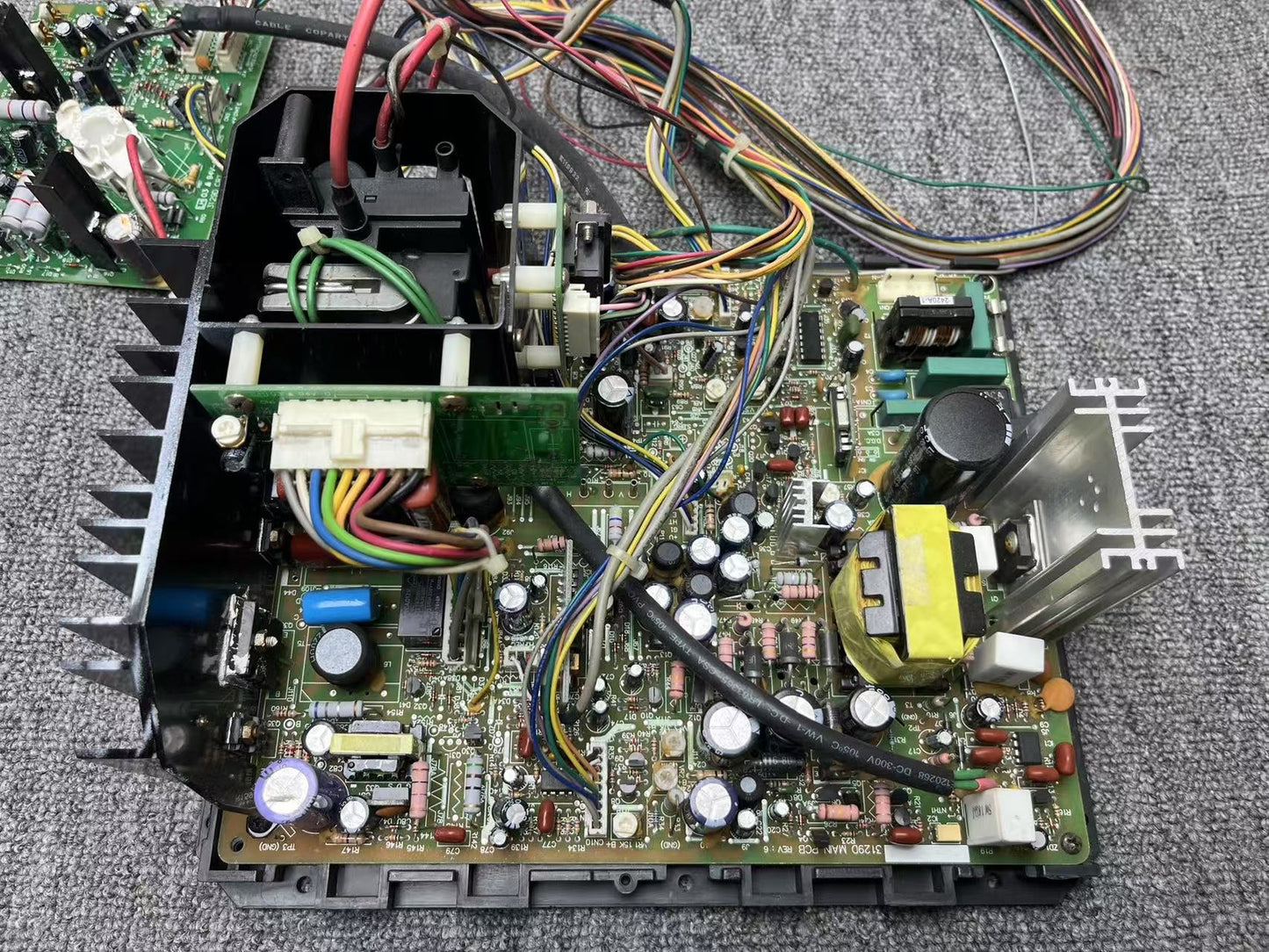 Wei Ya CRT Chassis C3129DF Arcade Game Cabinet Machine Part Tested Working