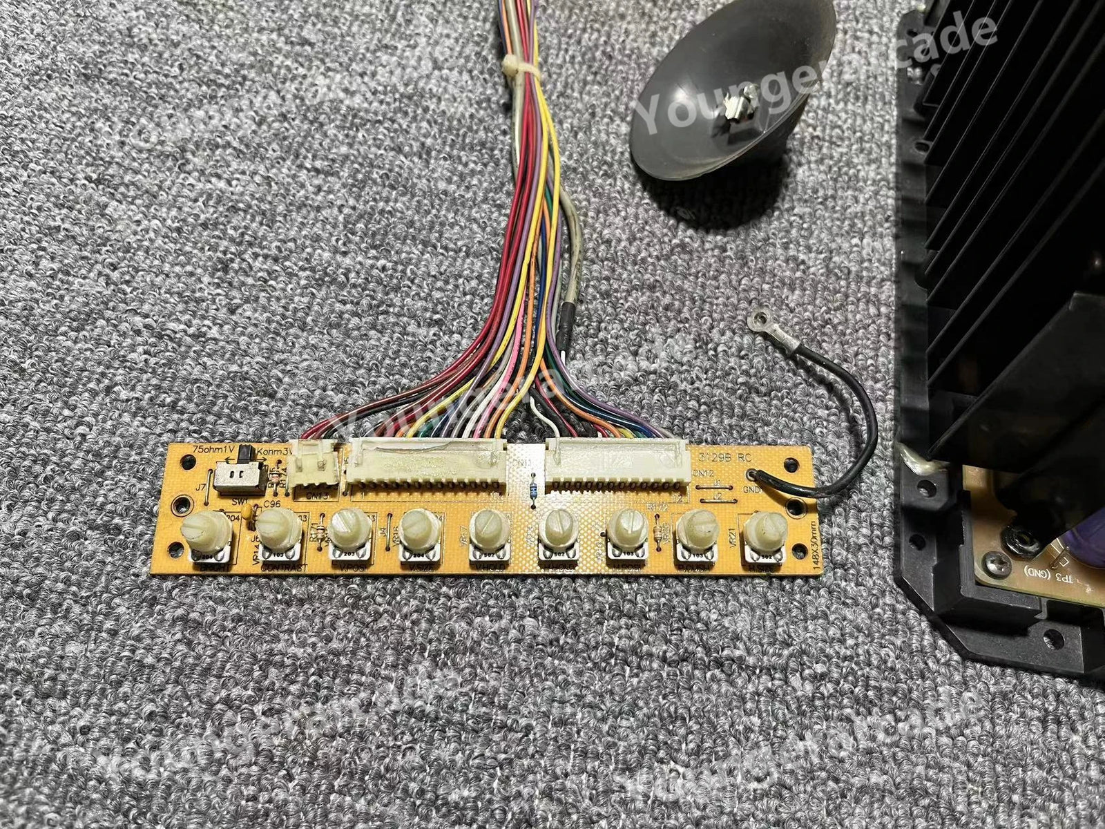 Wei Ya CRT Chassis C3129DF-72 Arcade Game Cabinet Machine Part Tested Working