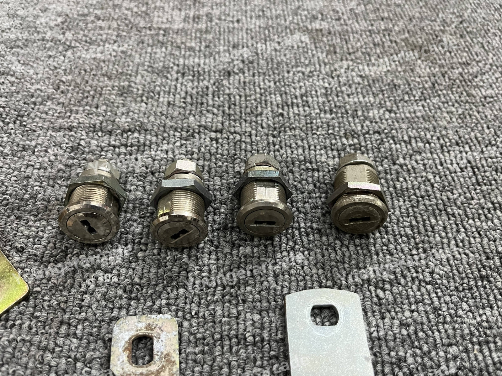 Used Sega New Net City Coin Door A001 Lock Key Arcade Part